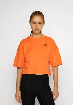 Puma Classics- Basic T-Shirt - Hot Heat -Fashion clothing f66a97c44ebe43be84438b7208ad551b