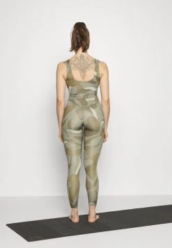 Puma Studio Trend - Leggings - Birch Tree -Fashion clothing ffd15340048b4860b0975934c8202a02